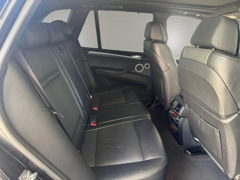 Used 2011 BMW X5 M xDrive Sport Utility 4D image 10
