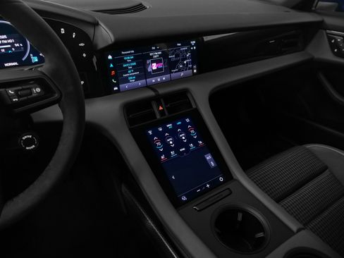 New 2025 Porsche Taycan 4 image 35