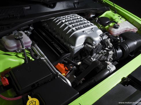 Used 2015 Dodge Challenger SRT Hellcat image 33