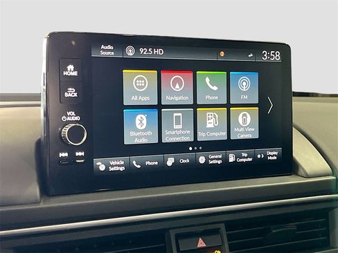 Used 2025 Honda Pilot Elite image 15