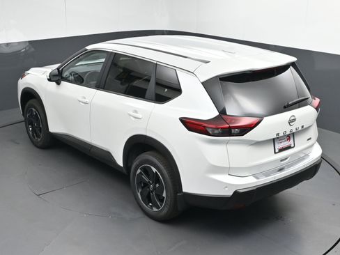 New 2026 Nissan Rogue SV image 37
