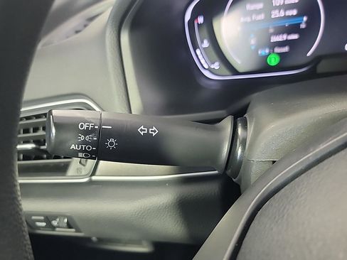 Used 2018 Honda Accord LX image 25