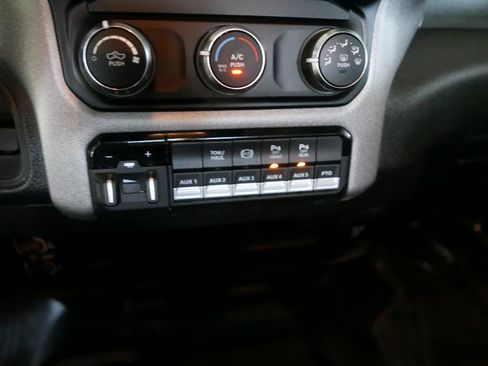 Used 2024 RAM 5500 Tradesman w/ Chrome Appearance Group AWD/4WD image 20