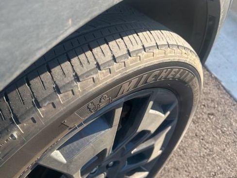 Used 2021 Kia Telluride SX w/ SX Prestige Package image 9