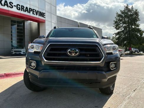 Used 2023 Toyota Tacoma SR5 RWD image 3