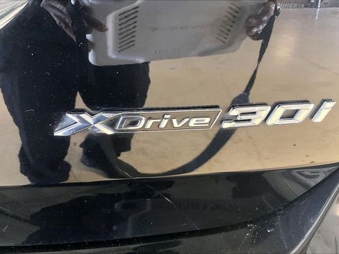 Certified 2023 BMW X3 xDrive30i w/ M Sport Package image 9