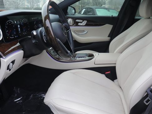 Used 2022 Mercedes-Benz E 350 E 350 image 10