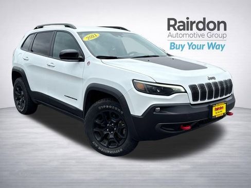 Used 2022 Jeep Cherokee Trailhawk w/ Trailer Tow Group AWD/4WD image 1