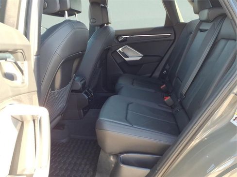 Used 2022 Audi Q3 2.0T Premium Plus image 19