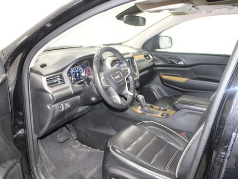 Used 2017 GMC Acadia Denali image 17