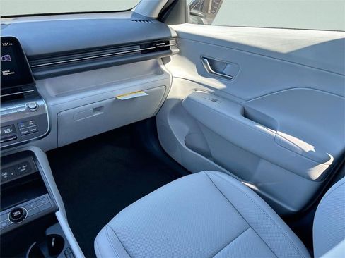New 2026 Hyundai Kona SEL Premium image 15