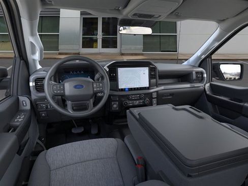 New 2025 Ford F150 XL w/ Equipment Group 103A High image 31