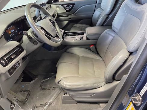 Used 2020 Lincoln Aviator Reserve w/ Equipment Group 202A image 10