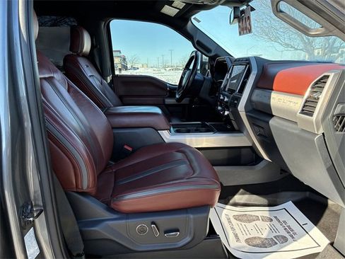 Used 2022 Ford F350 Platinum w/ Tremor Off-Road Package image 18