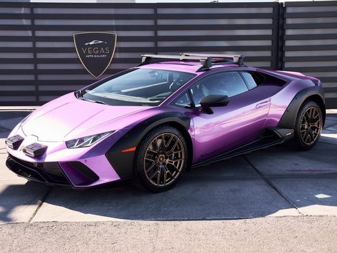 Used 2024 Lamborghini Huracan Sterrato image 5