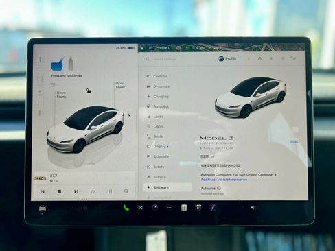 Used 2025 Tesla Model 3 Long Range image 20