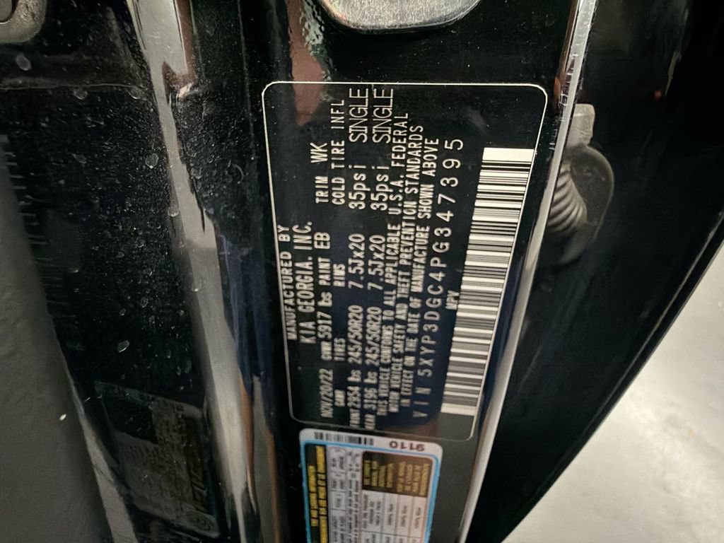 Used 2023 Kia Telluride EX w/ EX Captain's Chair Package AWD/4WD image 34