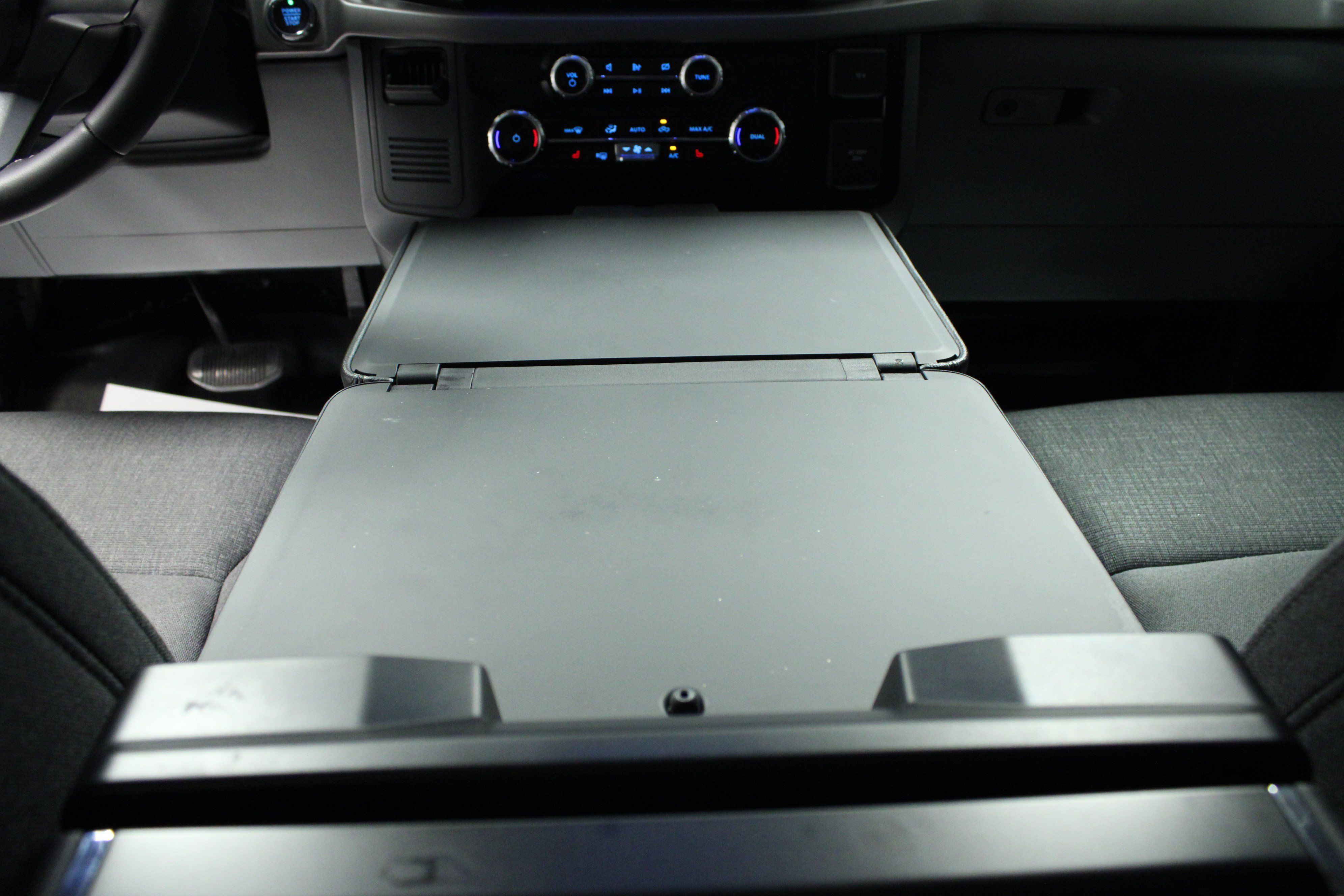 Used 2024 Ford F150 Lightning XLT AWD/4WD image 20