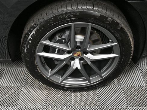 Certified 2026 Porsche Macan image 39