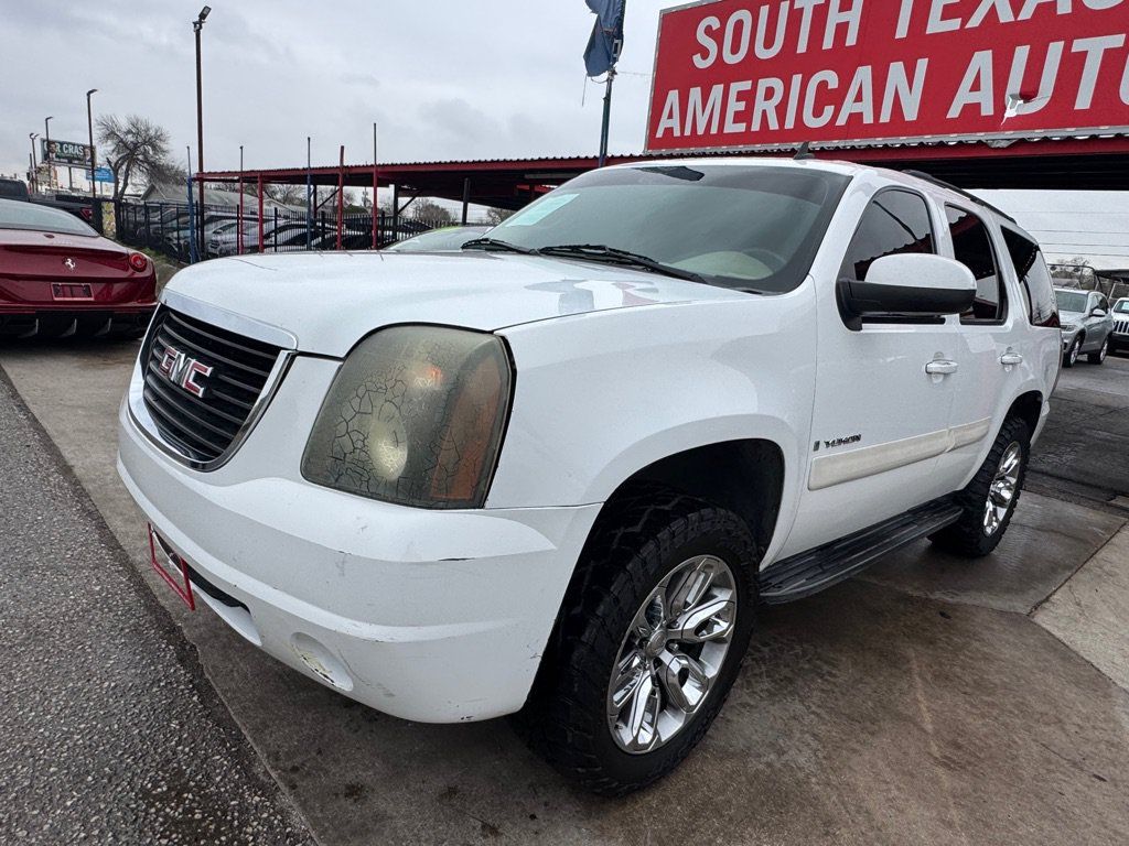 Used 2009 GMC Yukon SLE RWD image 2