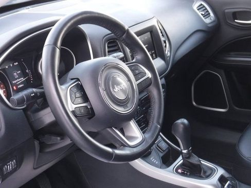 Used 2019 Jeep Compass Latitude w/ Cold Weather Group image 13