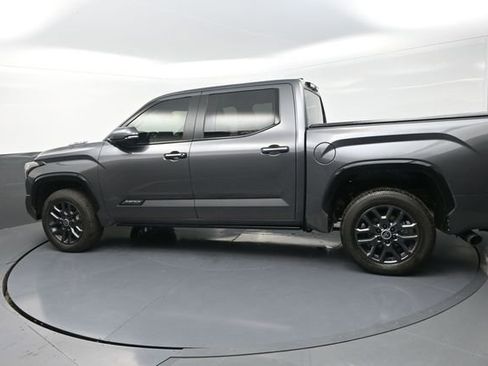 Used 2024 Toyota Tundra Platinum AWD/4WD image 56