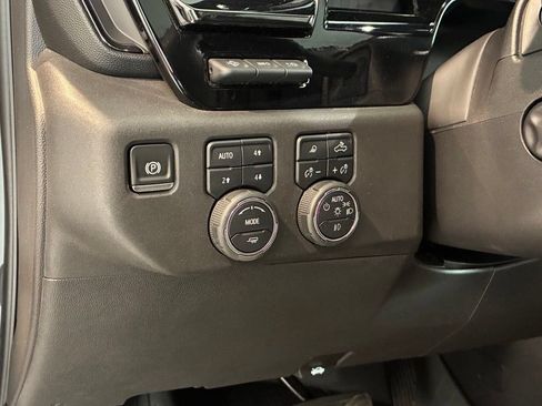 Used 2025 Chevrolet Silverado 1500 ZR2 w/ Technology Package AWD/4WD image 13
