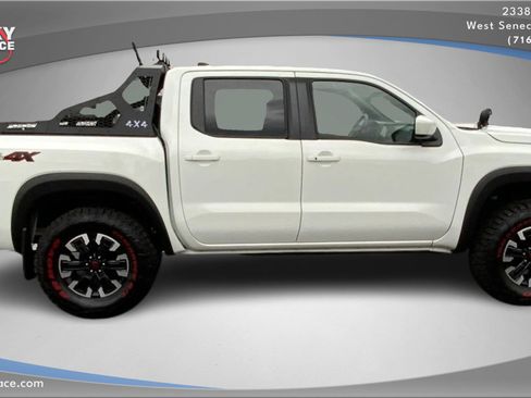 Used 2022 Nissan Frontier PRO-4X w/ Technology Package image 4