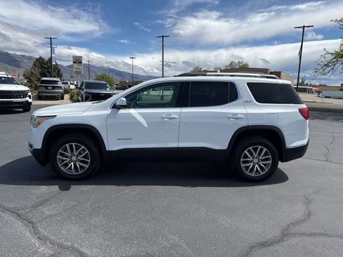 Used 2019 GMC Acadia SLE AWD/4WD image 4