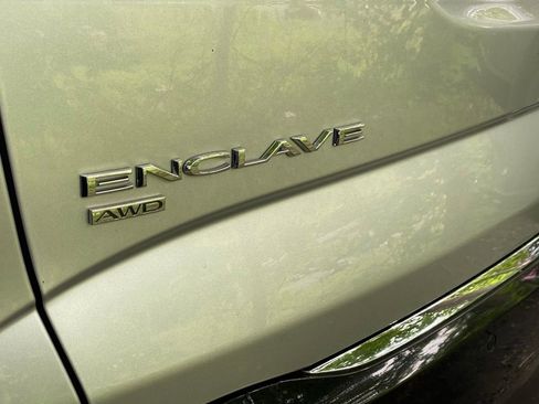 Used 2021 Buick Enclave Essence w/ Sport Touring Edition AWD/4WD image 30