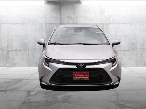 Used 2024 Toyota Corolla LE FWD image 4