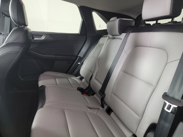 Certified 2023 Ford Escape Platinum AWD/4WD image 15