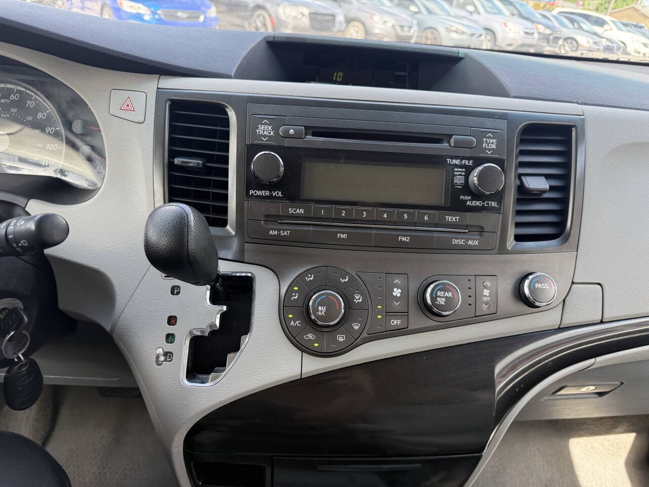 Used 2011 Toyota Sienna FWD image 23