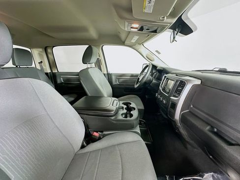 Used 2021 RAM 1500 Classic SLT image 26