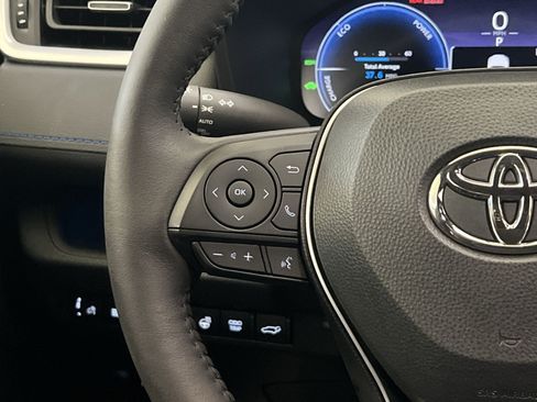 Used 2024 Toyota RAV4 XSE w/ Advanced Technology Package AWD/4WD image 34