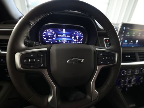 Used 2023 Chevrolet Tahoe Z71 w/ Luxury Package AWD/4WD image 22
