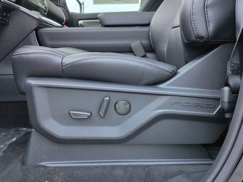 New 2025 Ford Expedition Max Platinum w/ Driver's Package image 20