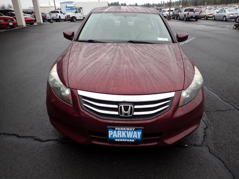 Used 2011 Honda Accord LX-P image 8