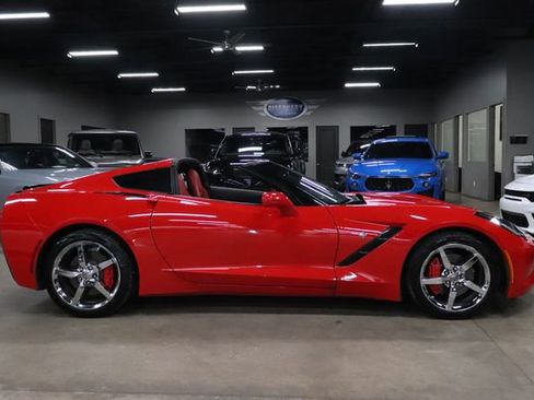 Used 2014 Chevrolet Corvette Stingray Coupe w/ 2LT Preferred Equipment Group RWD image 11