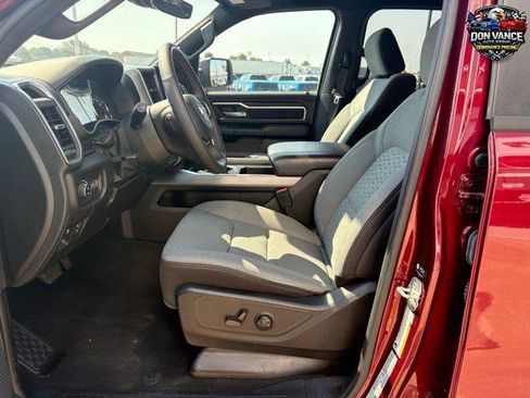 Certified 2025 RAM 1500 Big Horn AWD/4WD image 11