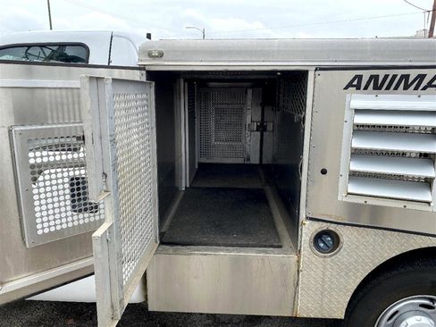 Used 2010 Ford F250 XLT image 18