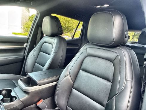 Used 2026 GMC Terrain Elevation w/ Elevation Premium Package FWD image 14