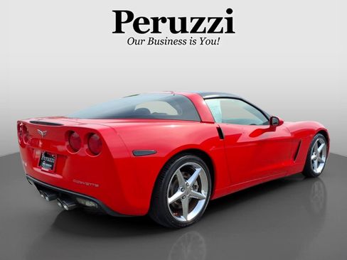 Used 2011 Chevrolet Corvette Coupe w/ Preferred Equipment Group RWD image 3