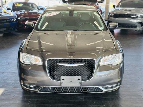 Used 2021 Chrysler 300 Touring L w/ Popular Equipment Group AWD/4WD image 18