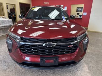 Used 2024 Chevrolet Trax RS FWD video 2