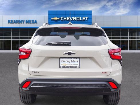 New 2026 Chevrolet Trax RS image 5