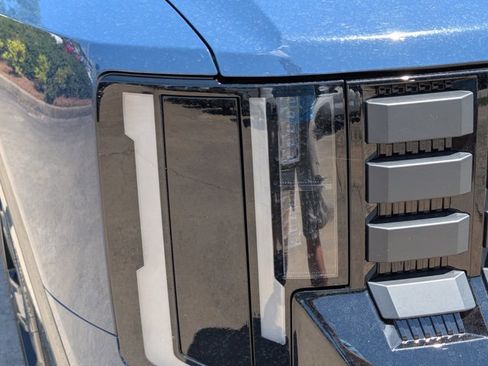 Used 2027 Kia Telluride EX X-Line AWD/4WD image 4