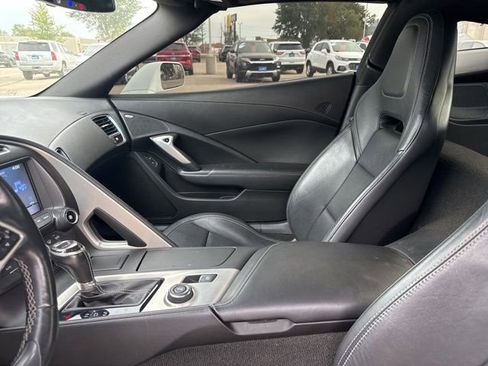 Used 2019 Chevrolet Corvette Stingray Coupe w/ 1LT image 21