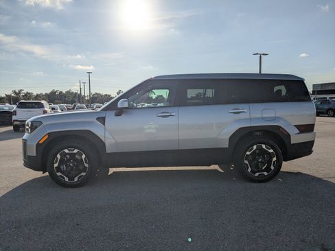 Used 2025 Hyundai Santa Fe SE image 8