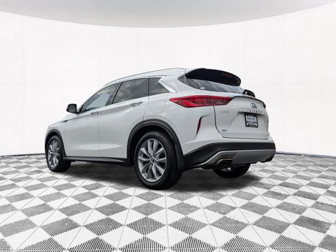 Used 2019 INFINITI QX50 Luxe w/ Navigation Package AWD/4WD image 13